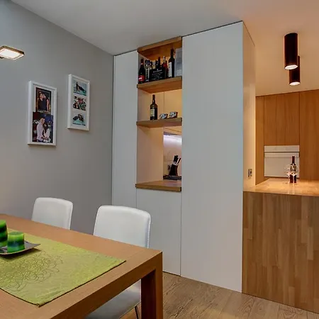 Green Forest Design Apt
